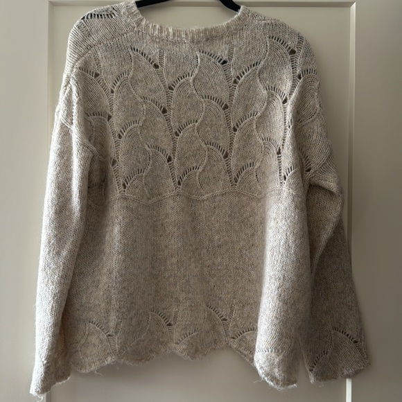 CJLA Katherine sweater - acrylic, polyester, nylon, wool blend - Picture 5 of 6